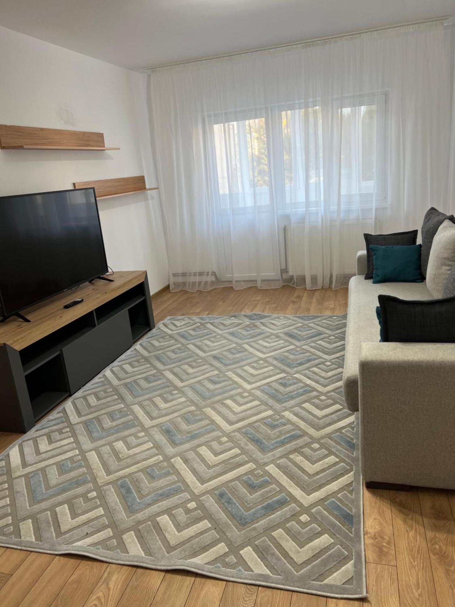 Apartament Centru Рымнику-Вылча Экстерьер фото