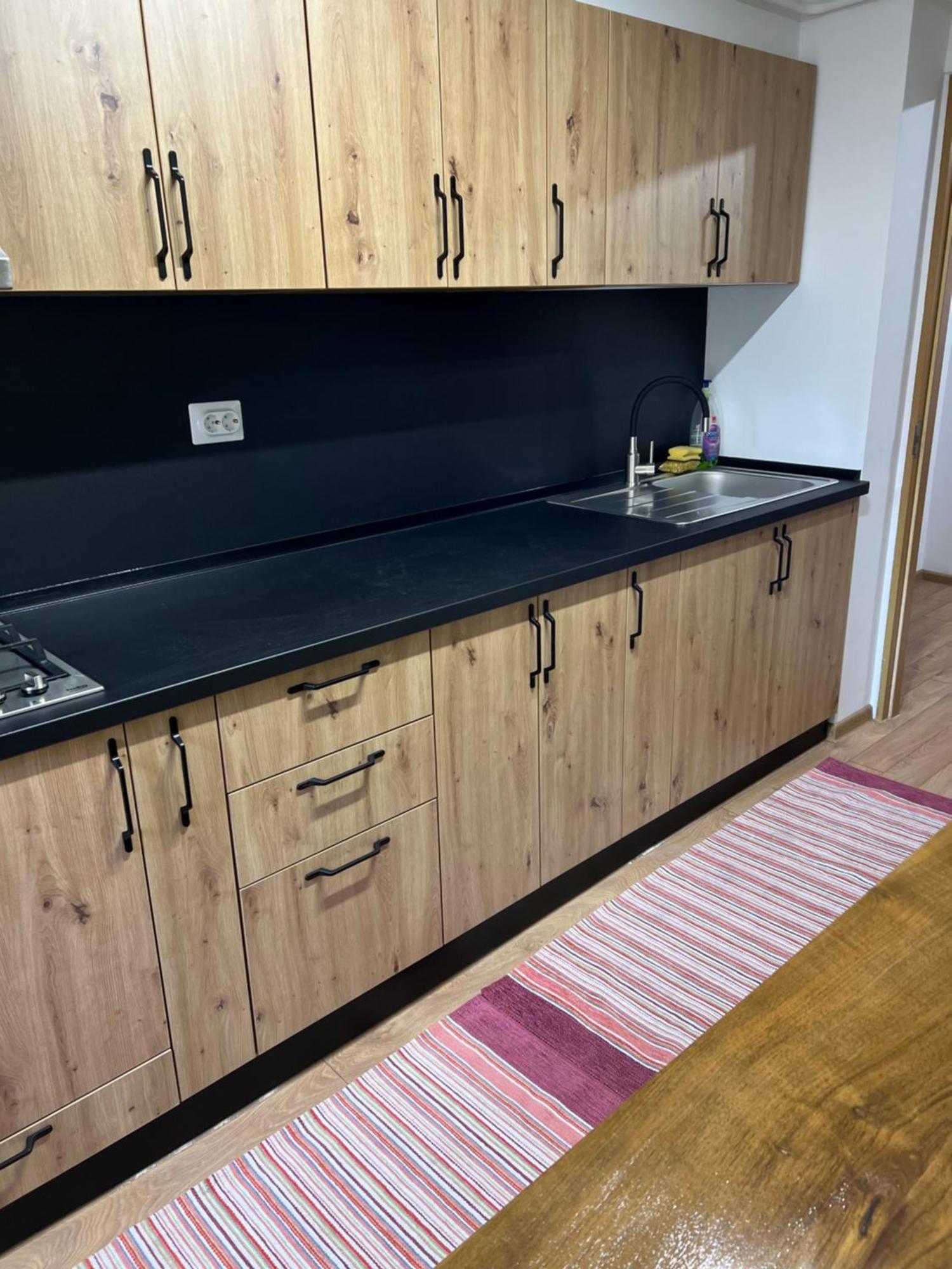 Apartament Centru Рымнику-Вылча Экстерьер фото
