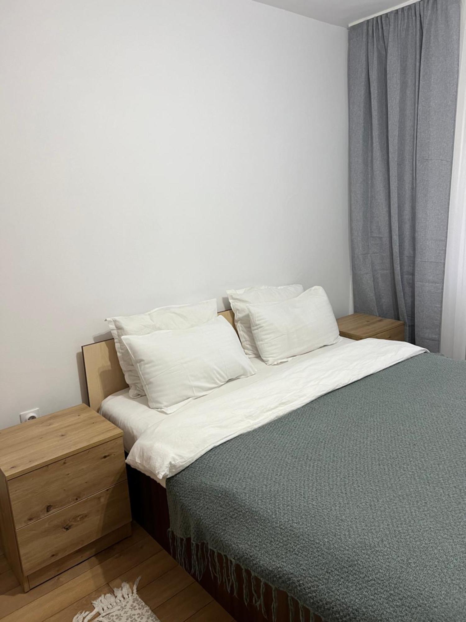 Apartament Centru Рымнику-Вылча Экстерьер фото